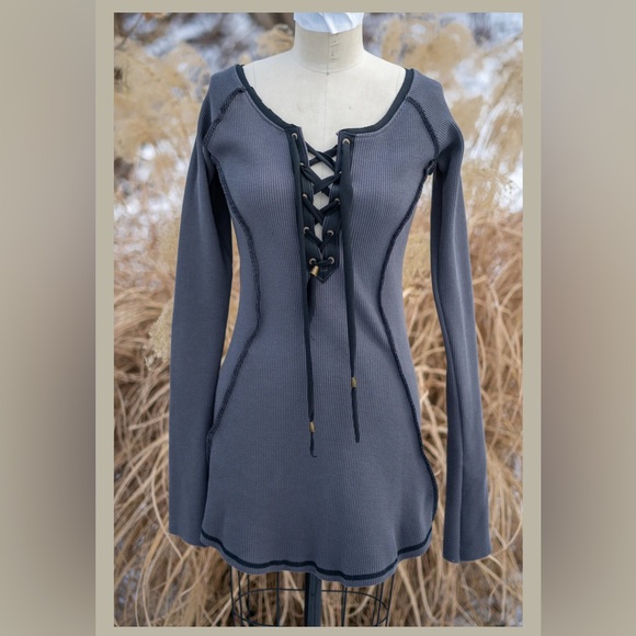 SOLD Crossfox Lace Up Swallowtail Tunic - Small - Picture 1 of 9